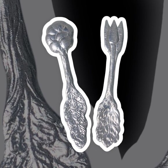 WILTON Vintage Whimsical Artistic Stylized Fork and Spoon Salad Server Set - Picture 1 of 4